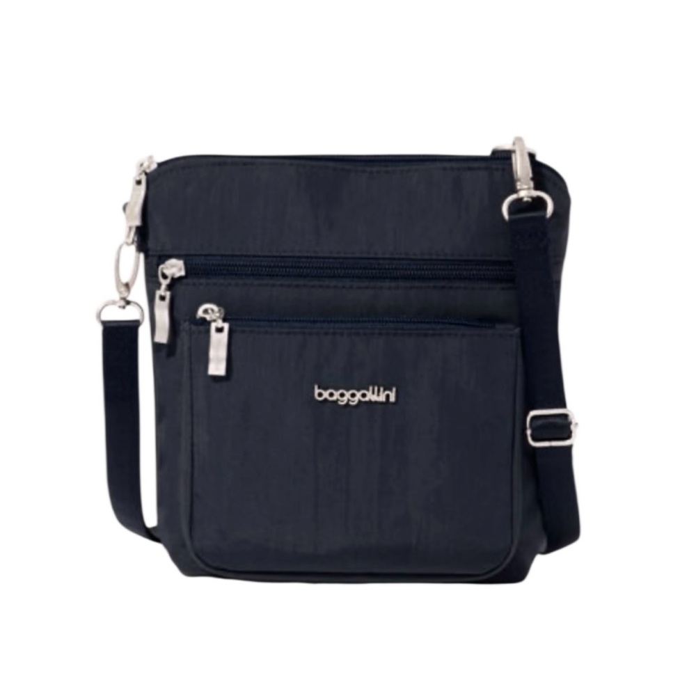 Baggallini Modern Black Crossbody Bag
